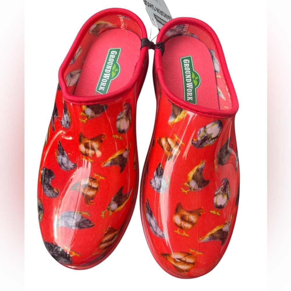 NWT Women’s Red Garden Shoes with chicken Print Casual waterproof outdoor gifts